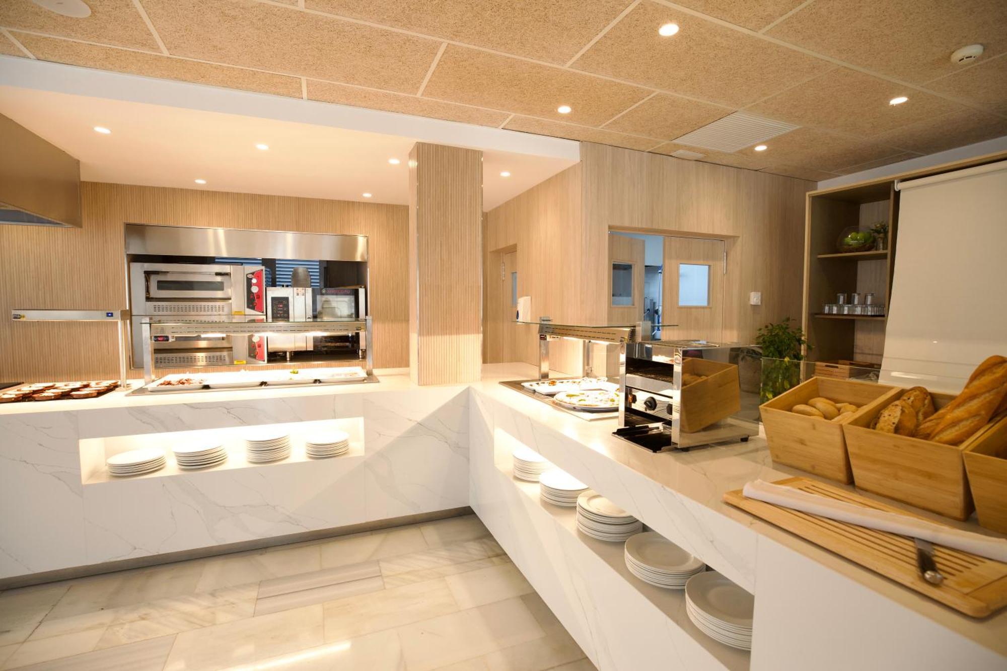Js Sol De Picafort - Adults Only 3*