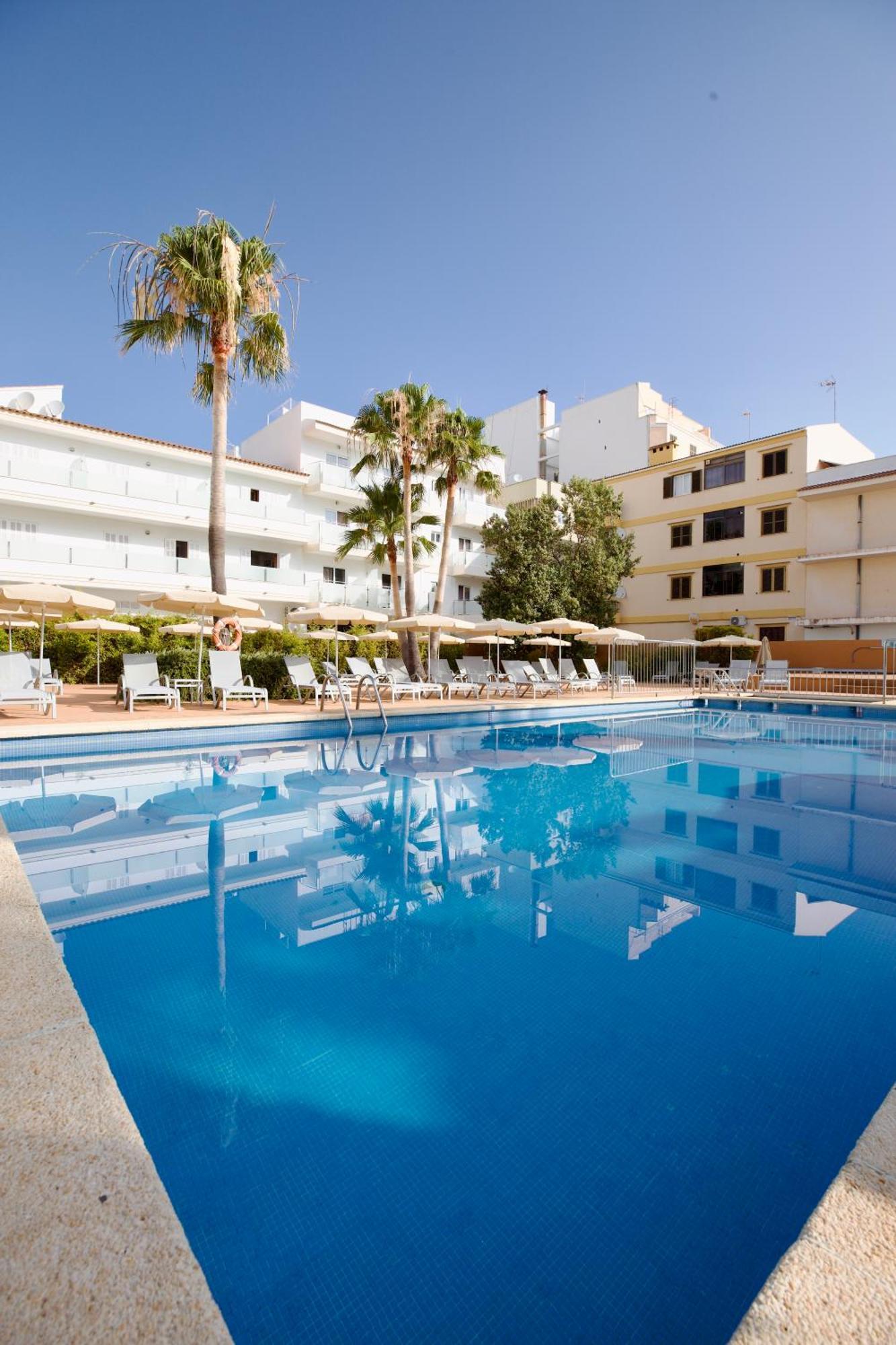 Hotel Js Sol De Picafort - Adults Only