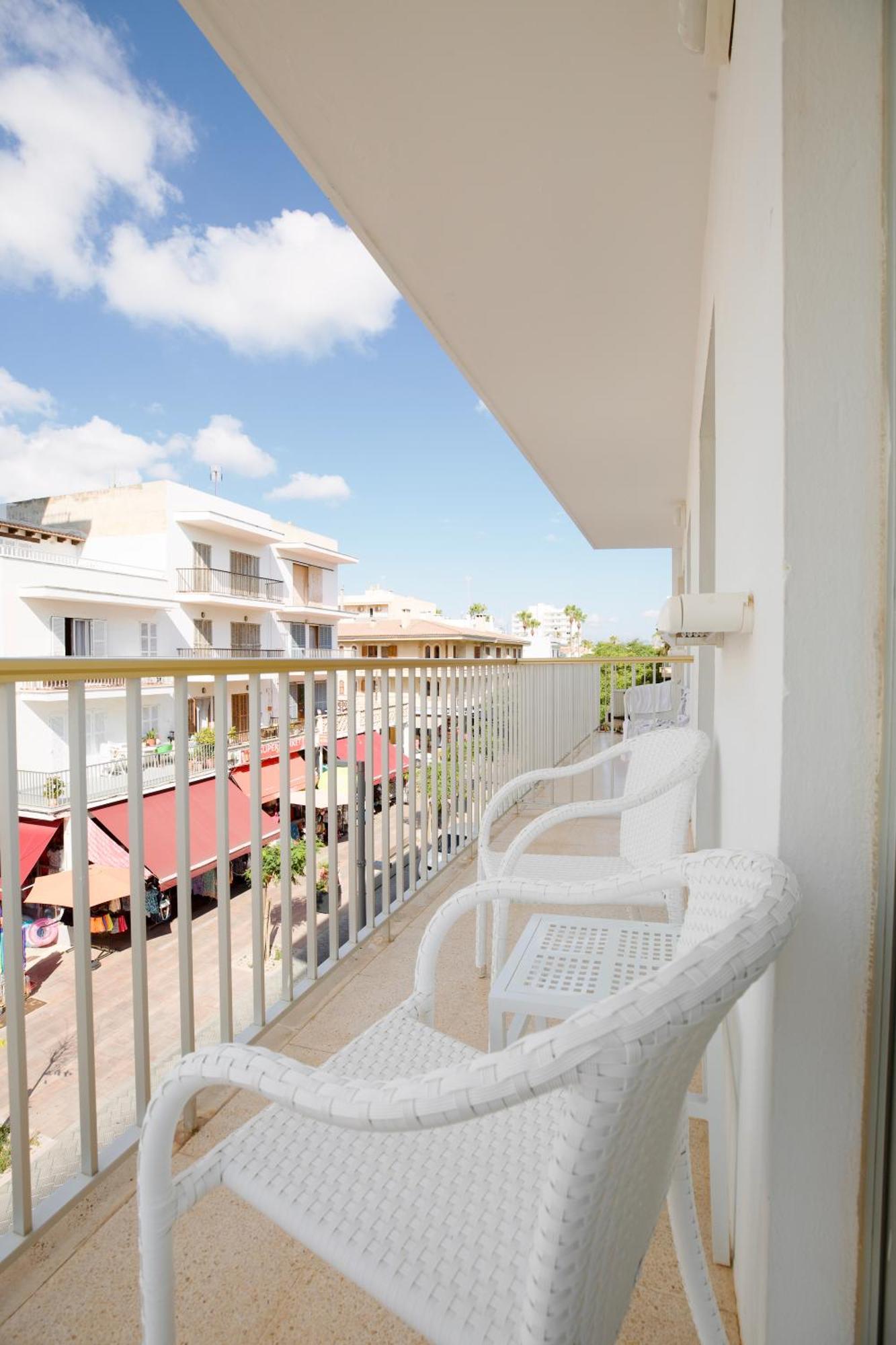Js Sol De Picafort - Adults Only Hotel 3*