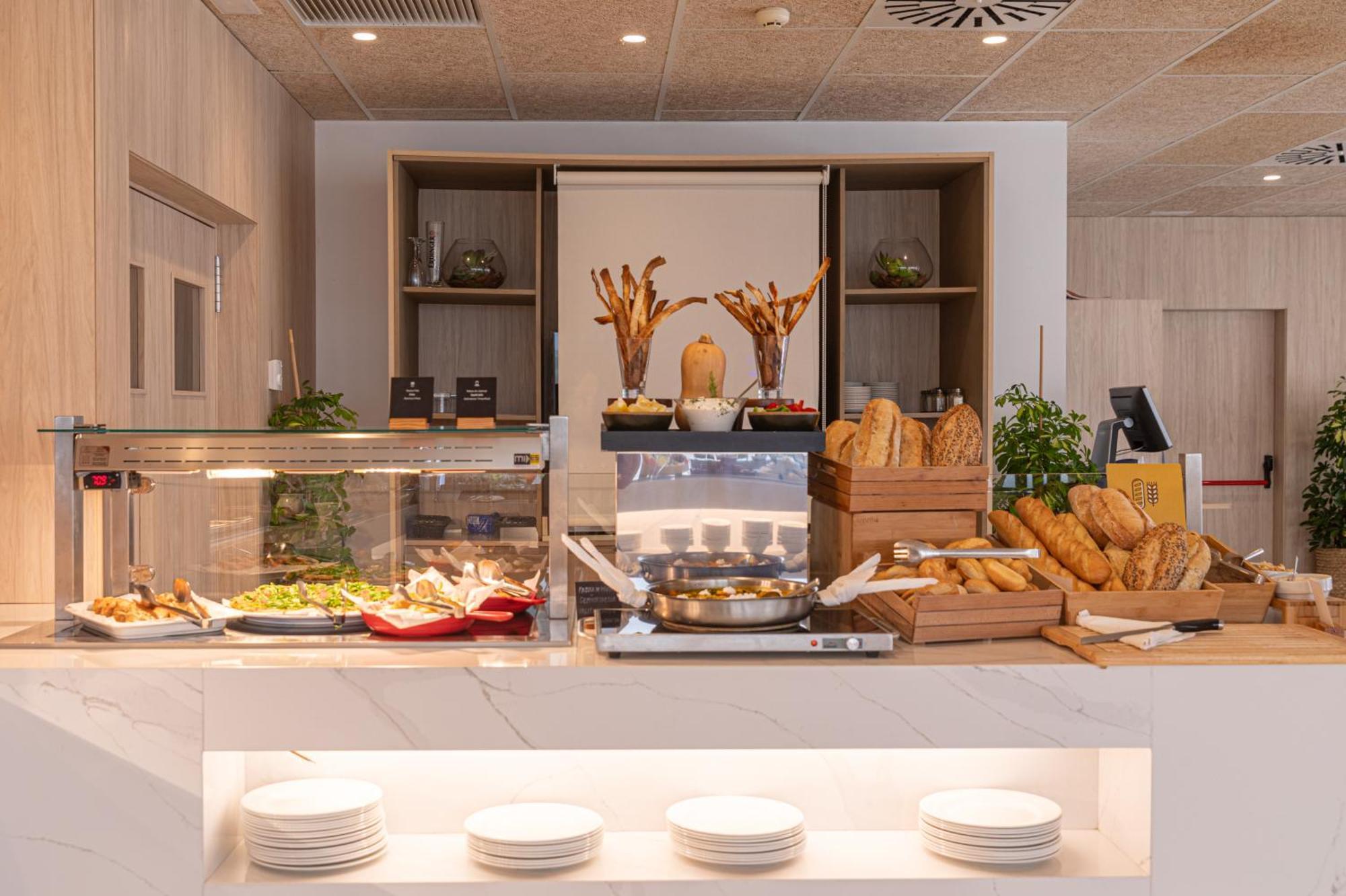 Hotel Js Sol De Picafort - Adults Only